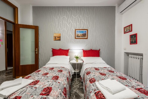 Apartment Grey - Youtown image 10