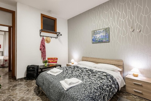 Apartment Grey - Youtown image 24